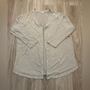 ✨COLUMBIA BRAND CARDIGAN✨
✨Size: 3X
✨BRAND NEW W/O TAGS